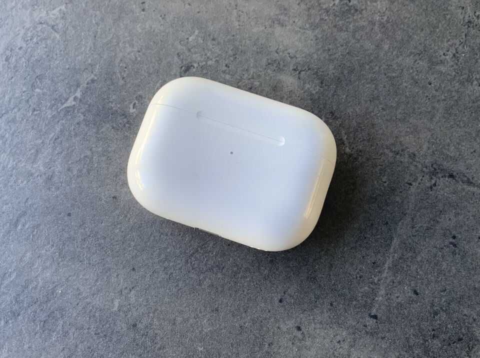 Apple AirPods Pro 2