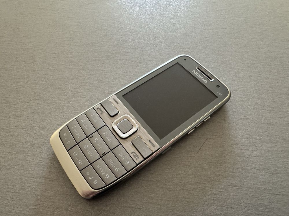 Nokia E52 - Made in Finland