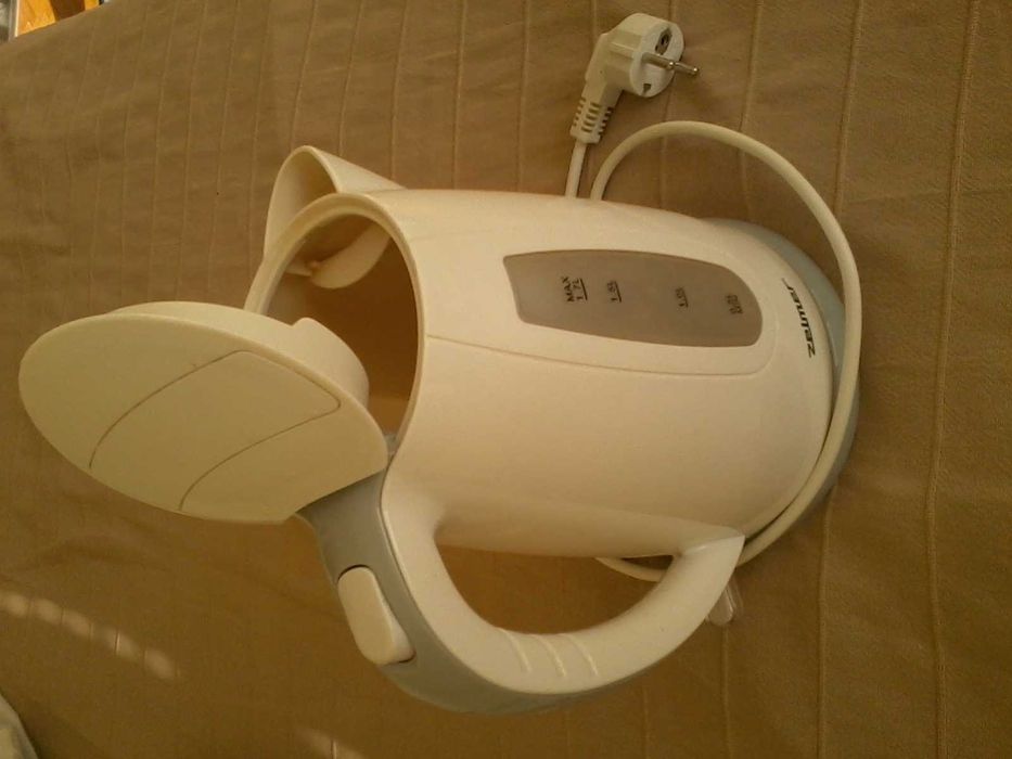 Кутия за храна с подгрев и ел. кана Zelmer