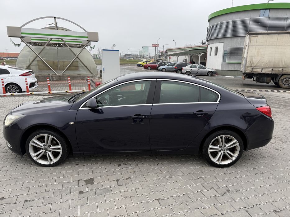 Opel insignia 1.4 benzina turbo 2012