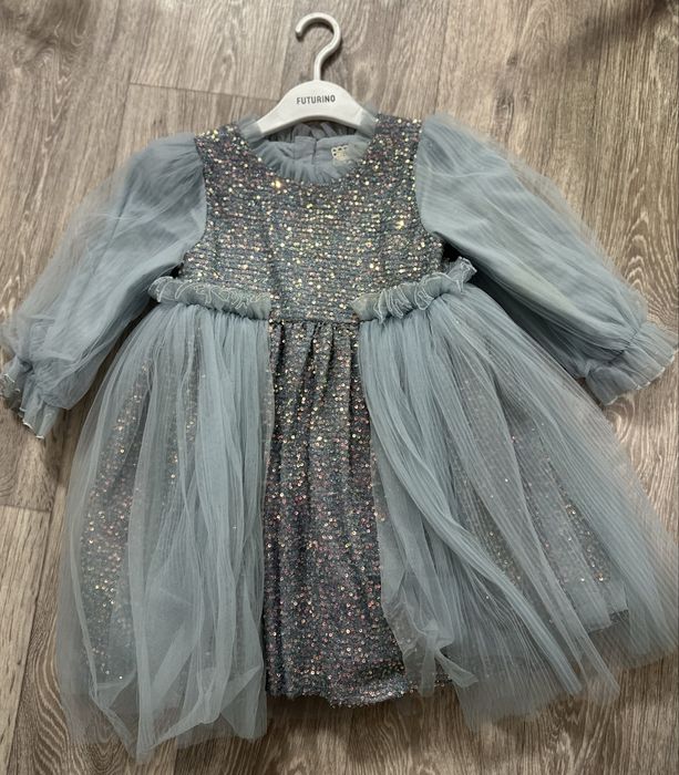 Продается  бальное платье для девочек