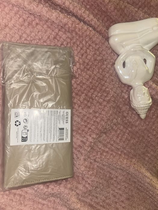 Plic tip poseta guess