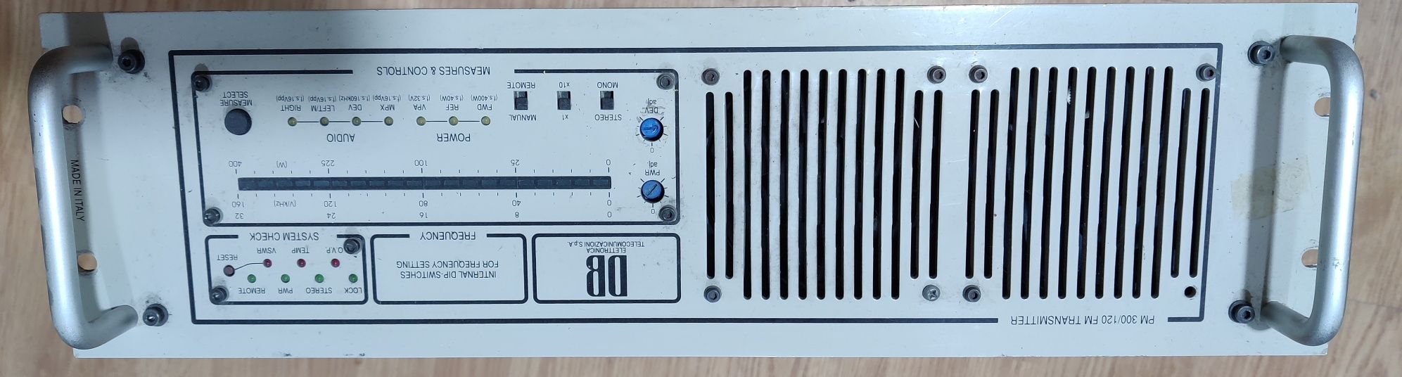 Emitator radio fm