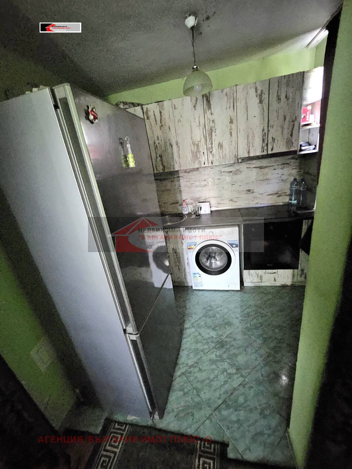 Продажба Къща гр. Кюстендил - с. Скриняно 180m²