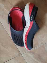 Crocs mărimea 40