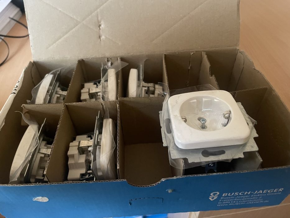 Prize schuko Busch-Jaeger