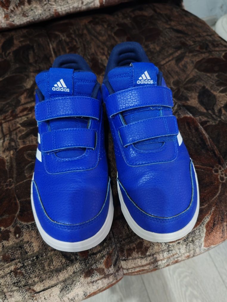 Децки маратонки Adidas