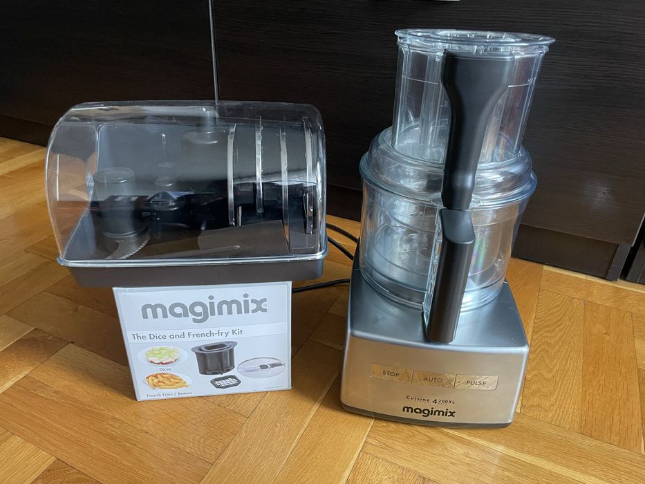 Кухненски робот Magimix 4200XL