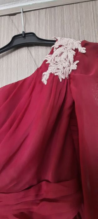 Vand rochie de ocazie - bordo