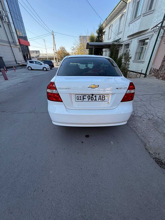 Нехиа 3 автомат сотилади