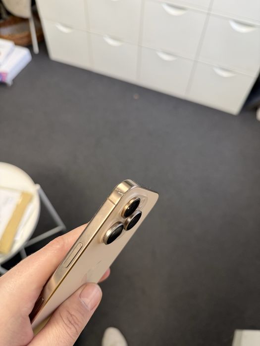 iPhone 16 Pro Desert Titanium 256gb