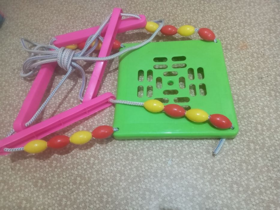 Колонки от музыкальных центров.