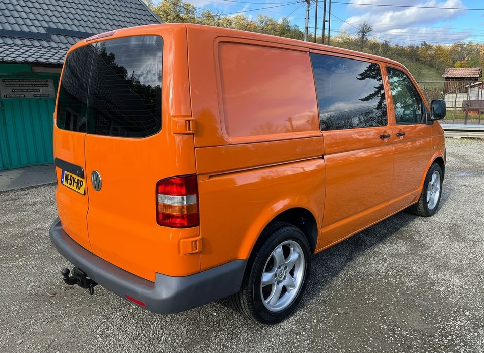 Volkswagen Transporter T5 1.9 TDI, an 2006, fara AC