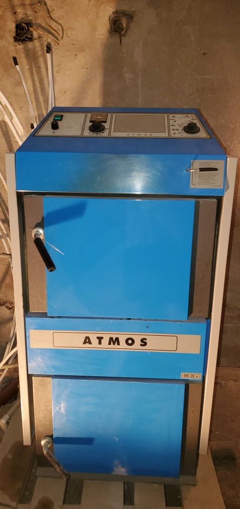Стомамен пиролизен котел на дърва Atmos DC 25 S