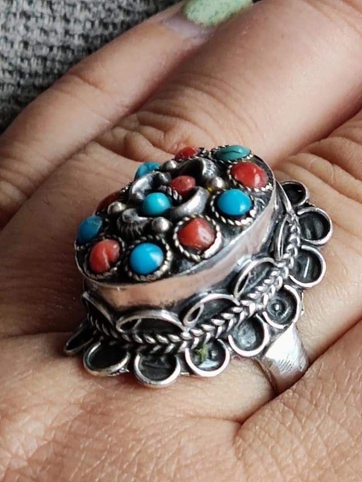 Сребърен пръстен с Корали и Тюркоази