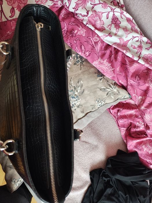 Geanta dama nou de umăr