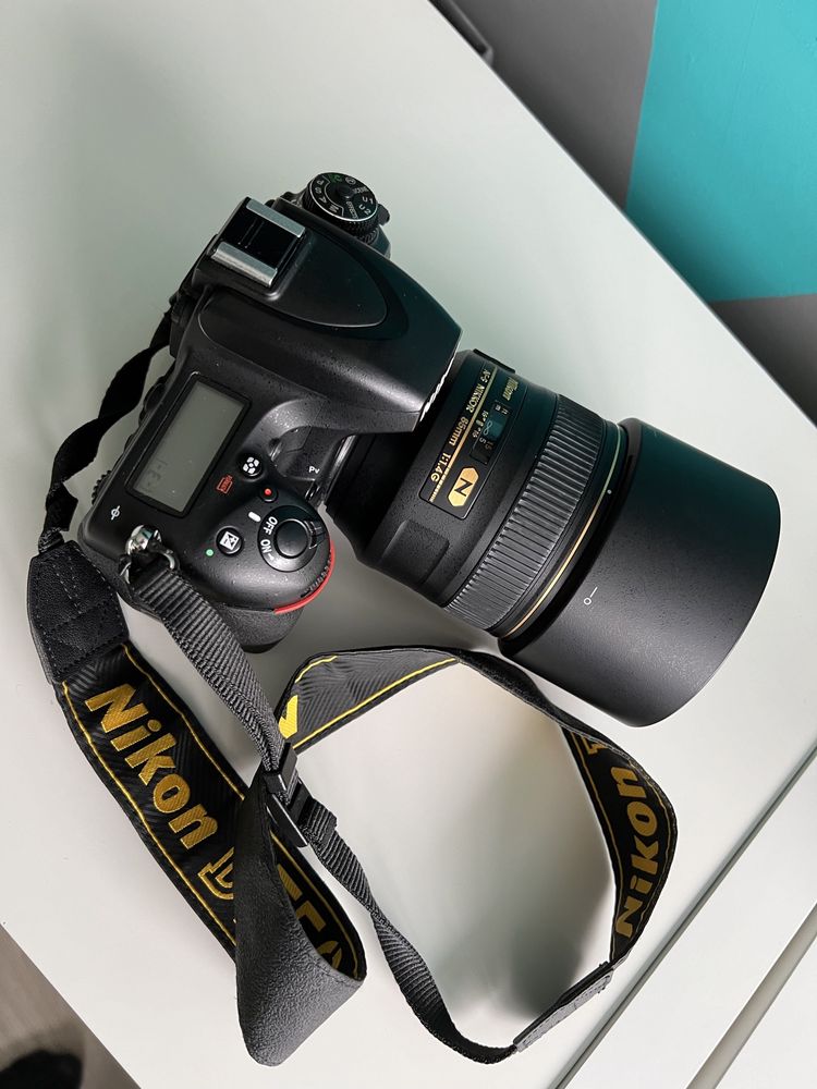Aparat foto Nikon DSLR D750 cu obiectiv 85mm (se pot vinde si separat)