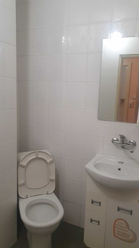 Дава се под наем Тристаен апартамент в София, Зона Б-18 - 130 кв.м за 612 € - Снимка #14