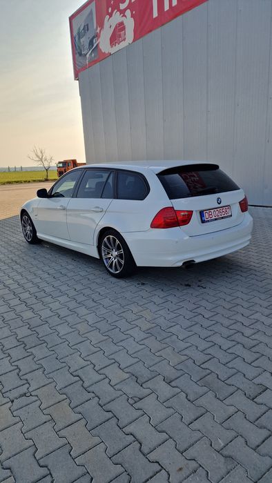 BMW 318D E91 2010