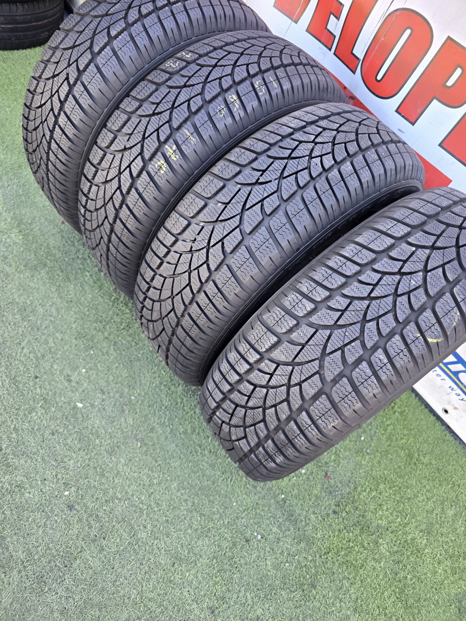 215.60.17c dunlop m+s