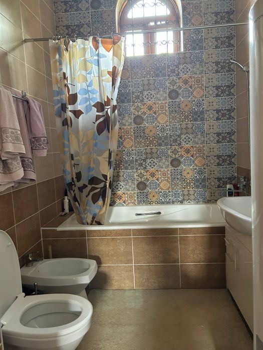 Ул. Нукусская  Дом 300 кв.м