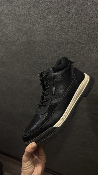 Мужские ботинки