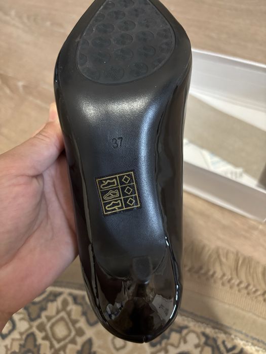 Лакированный туфли