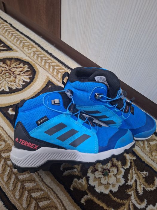 Ghete Adidas Terrex