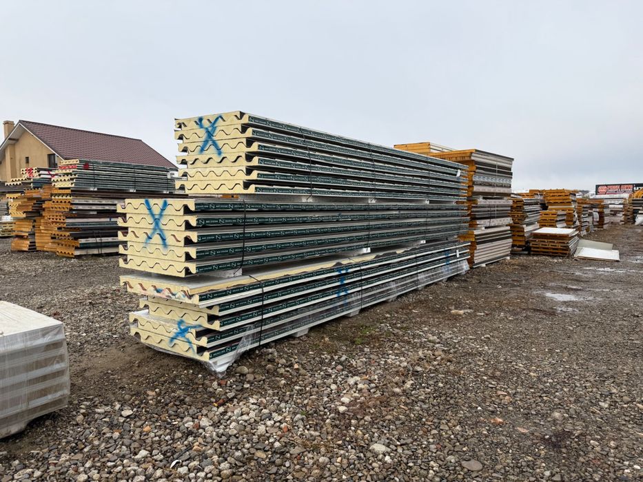 Panouri Sandwich Acoperis Imitație Țiglă/Lindab