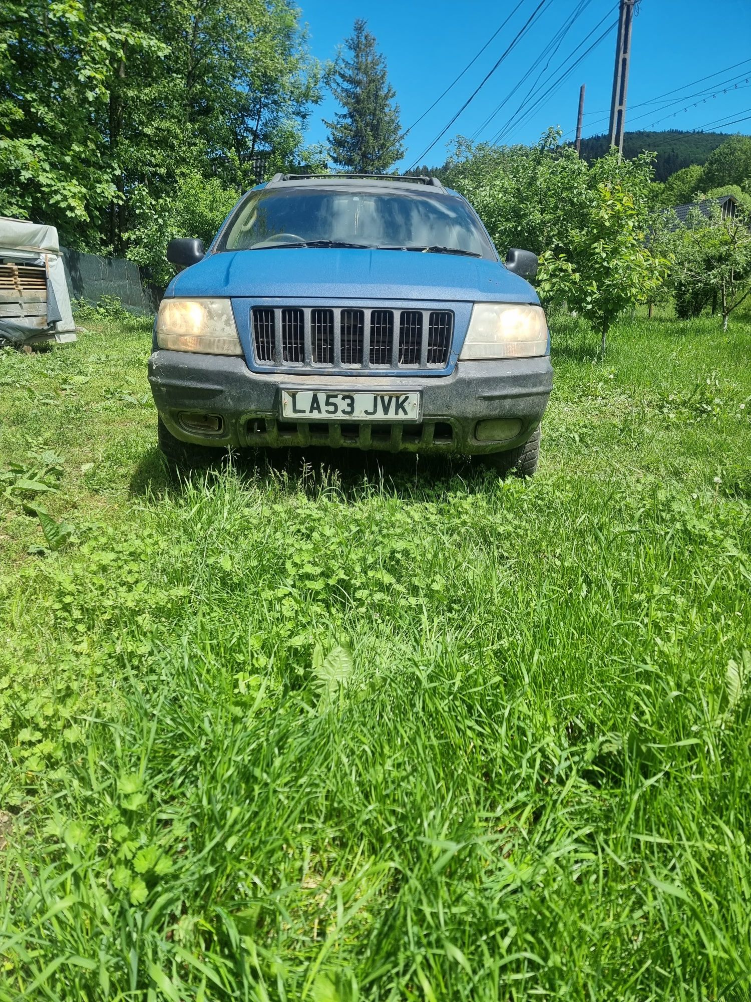 Dezmembrez jeep grand cherokee 2.7