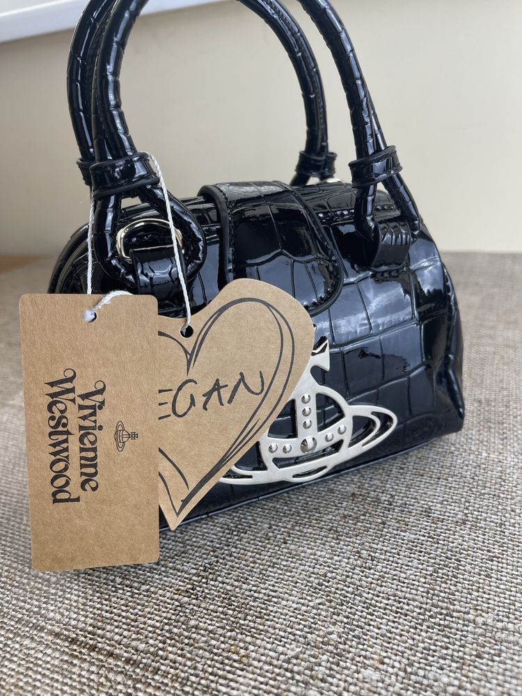 Vivienne Westwood - Pamela Mini Handbag ( Черна ) с етикети