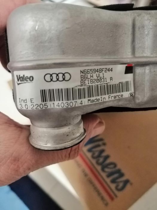 Radiator incalzire. Bord audi a4. B7