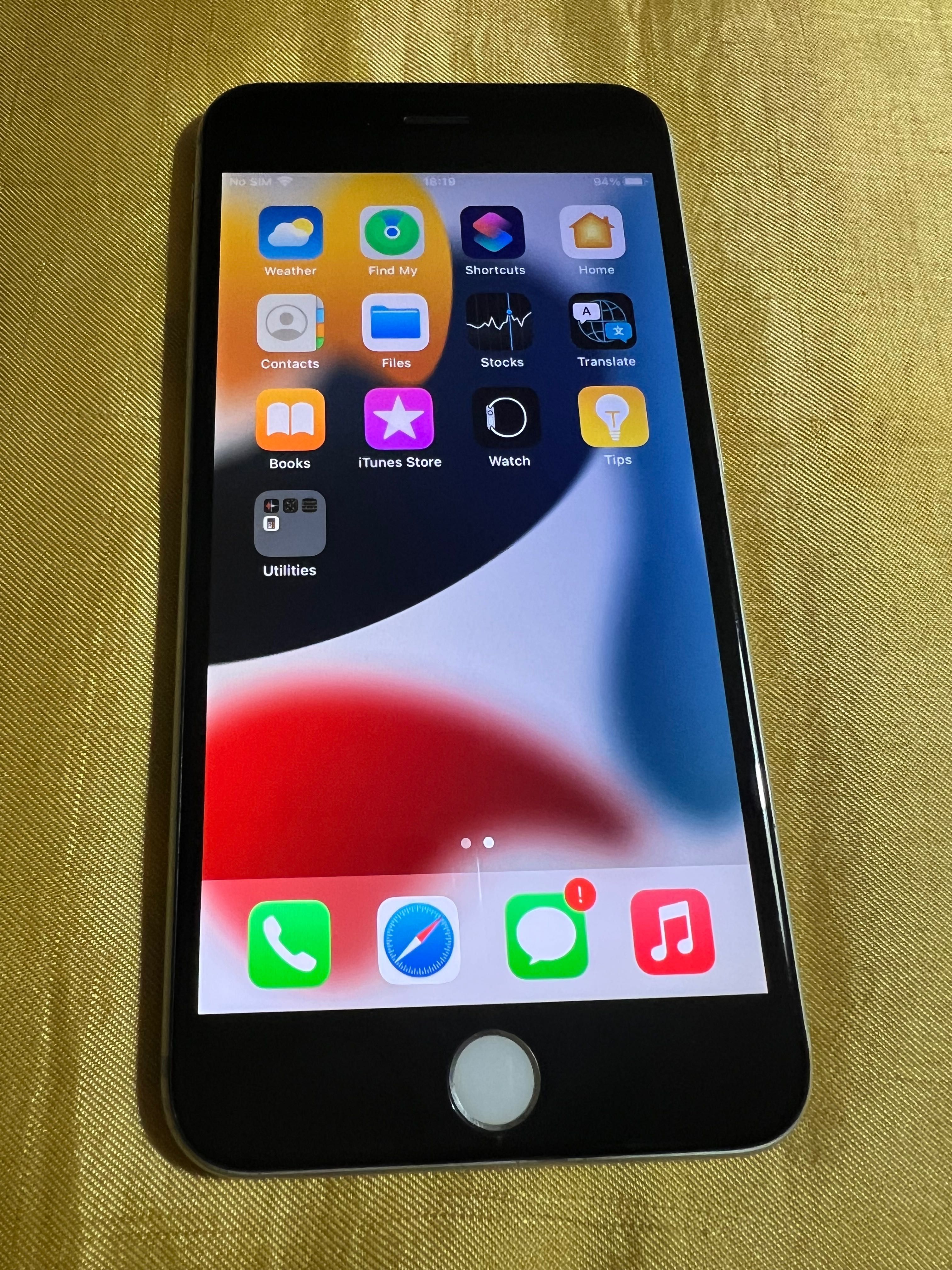 iPhone 6S Plus -128 GB,мод.А1634,Grey,зарядно