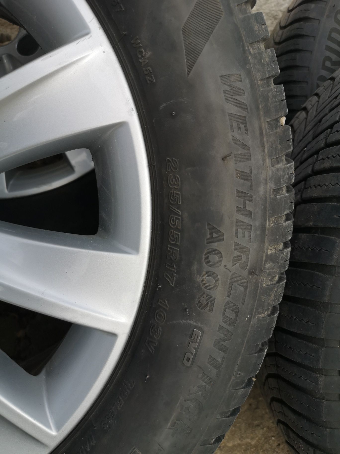 Bridgestone Weather Control A005 EVO 235/55/17