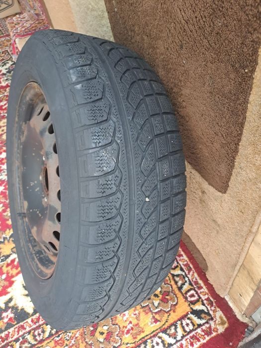 Vand roata 215/60 r16