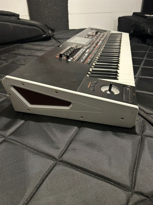 Korg Pa4X 76 stare excelenta