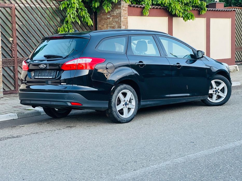 Ford Focus 3 Titanium  1.6tdci 116cp/Climă/euro 5