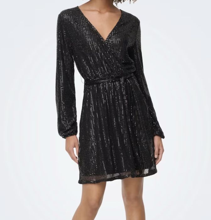 Продам платье новое