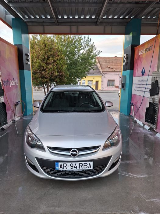 De vanzare opel astra J