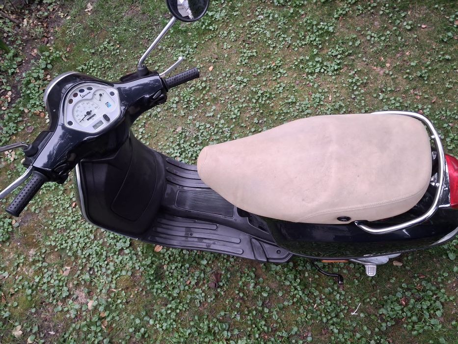 Piaggio Vespa LX 50