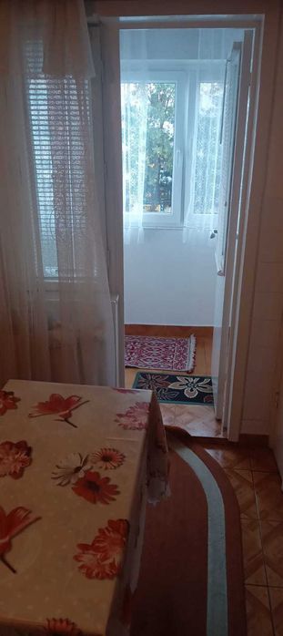 Închiriez apartament 2 camere