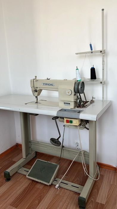 Швейная машина typical