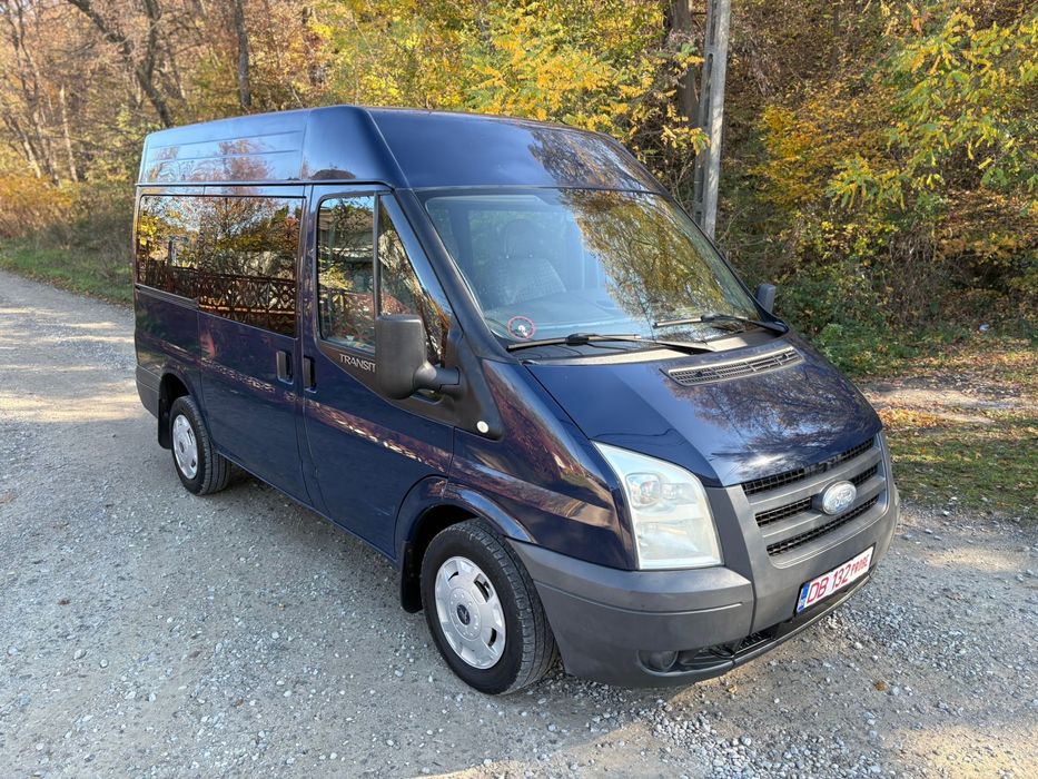 Ford transit 2011 8+1