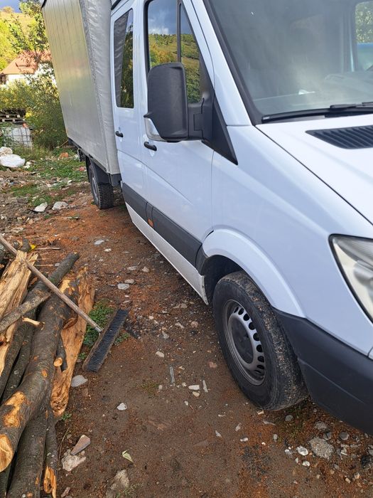 Vand mercedes sprinter  doka 7 locuri din 2011 euro5