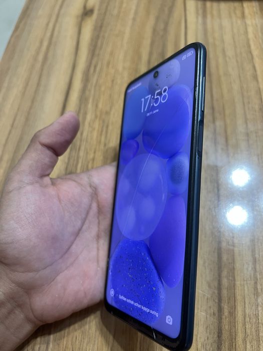 Редми  нот 9 про  64 / 6 гб шишаси синган бошка айби йок хамма жойи иш