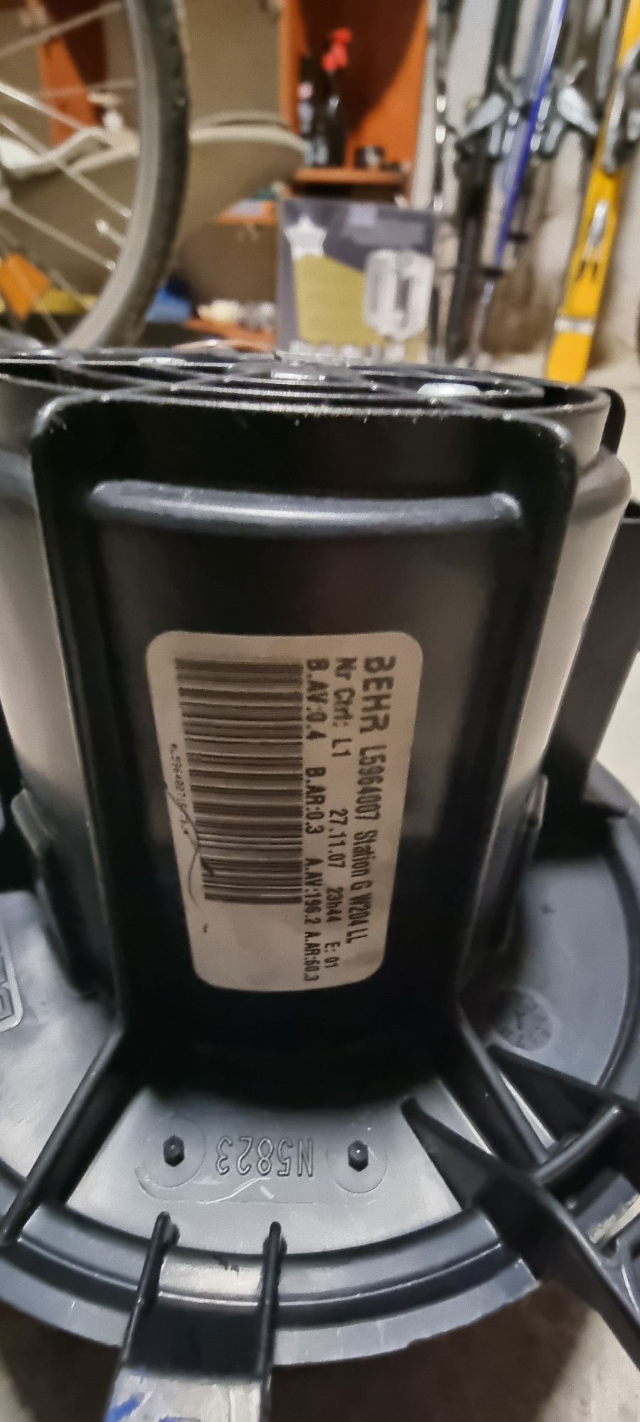 Оригинален вентилатор парно Mercedes C клас W204 2008