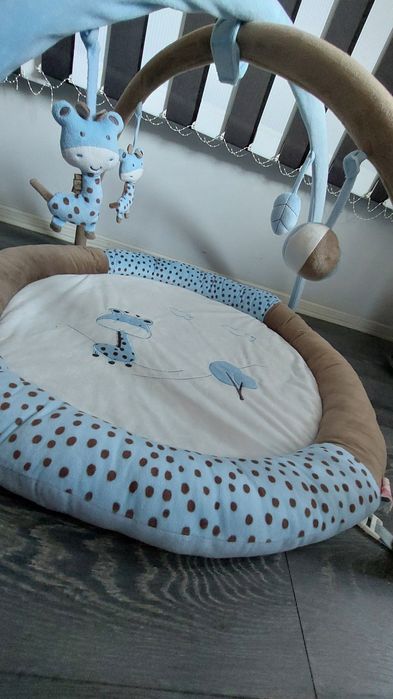 Бебешка активна гимнастика синьо жирафче