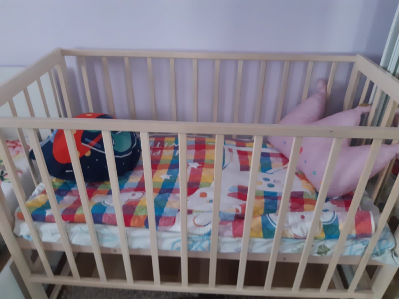 Детская кровать вместе с матрасом