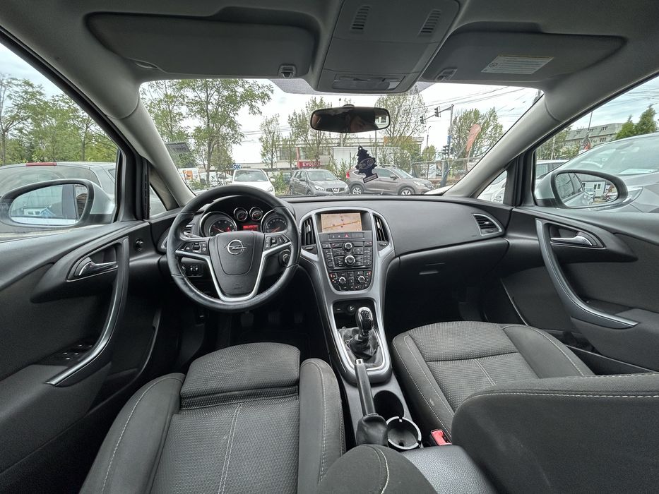 Opel Astra 2015, euro 6, 1.6cdti, distributie schimbata, rate,garantie