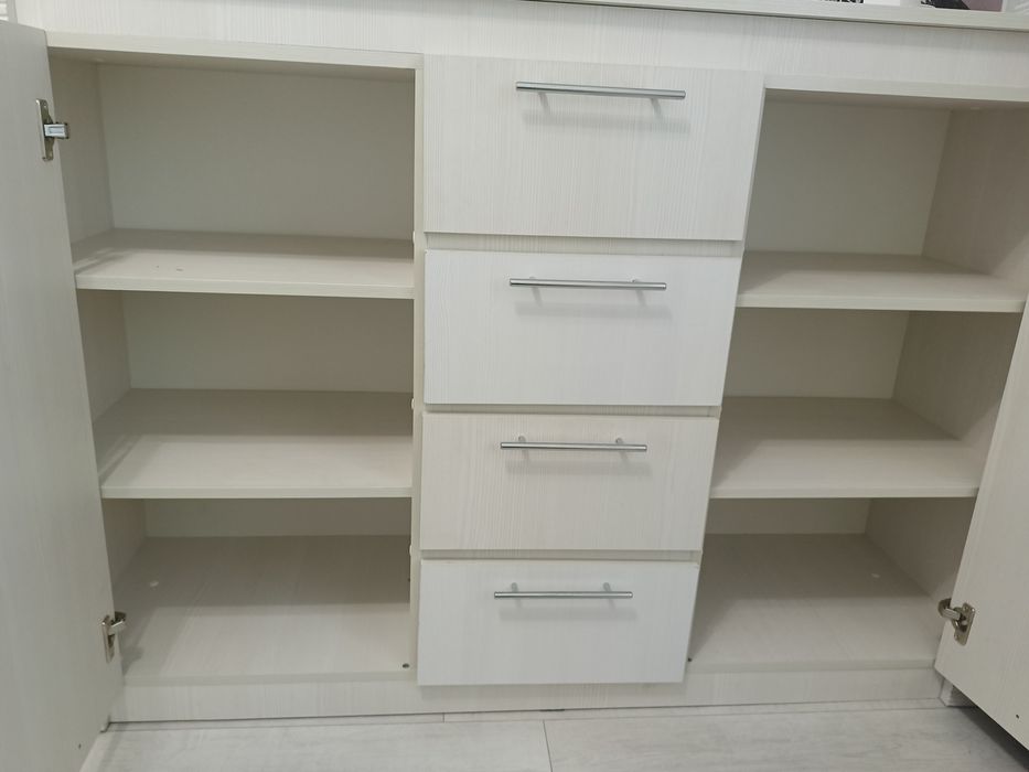 Шкаф комод  размер 140×40×97
